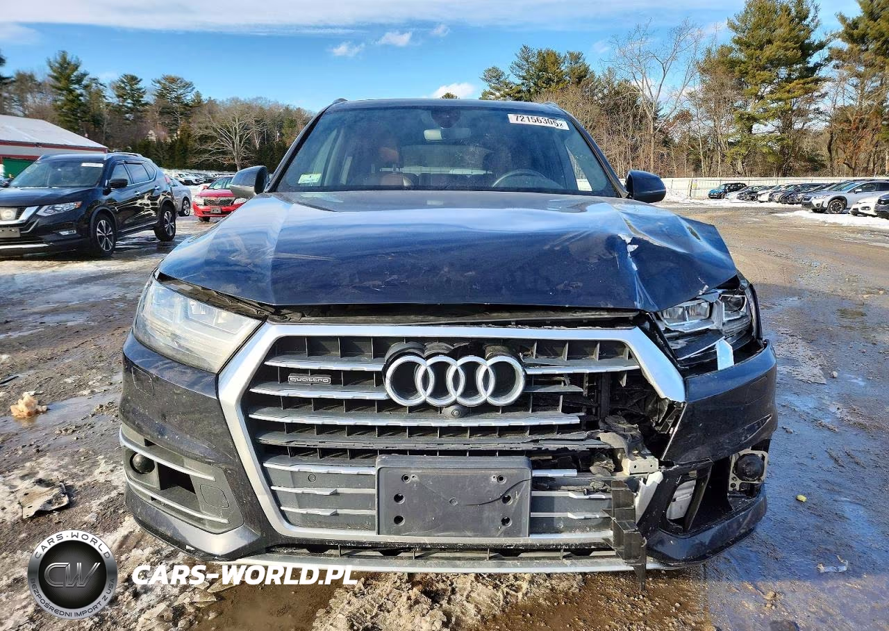 2017 Audi Q7 Premium Plus VIN:WA1LAAF74HD036082 - 5