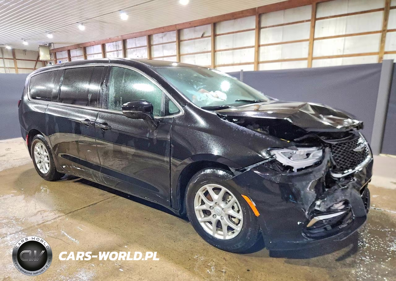 2026 Chrysler Pacifica Select VIN:2C4RC1BG3TR196444 - 4