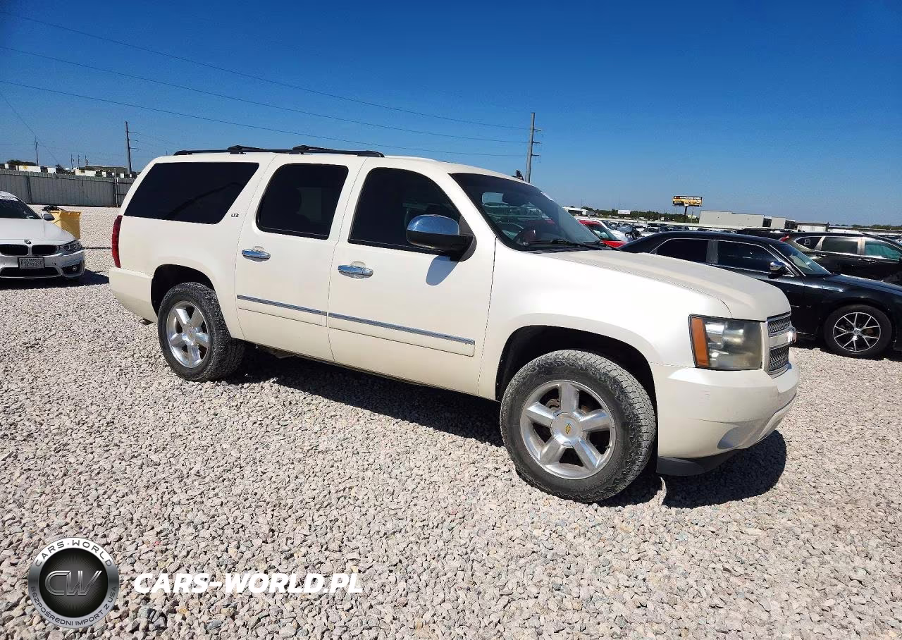 2011 Chevrolet Suburban C1500 Ltz VIN:1GNSCKE02BR302741 - 4