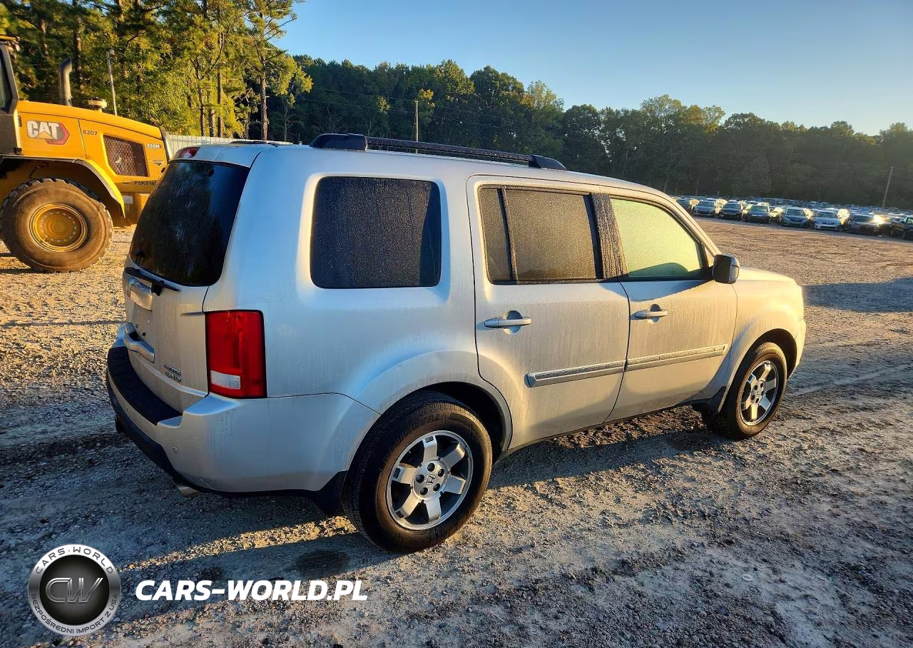 2011 Honda Pilot Touring VIN:5FNYF4H94BB018680 - 3