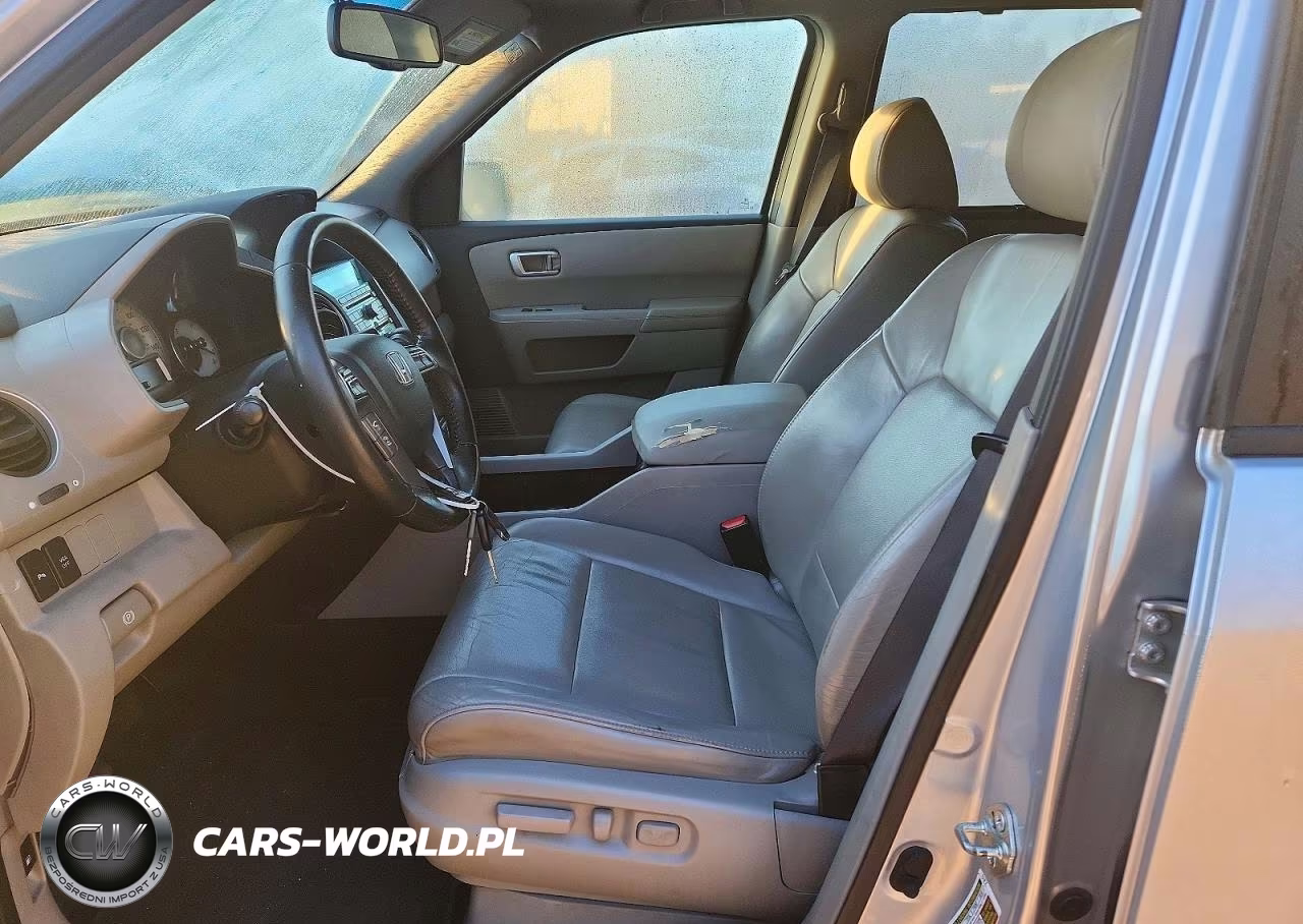 2011 Honda Pilot Touring VIN:5FNYF4H94BB018680 - 7