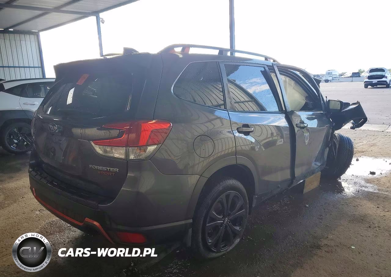 2021 Subaru Forester Sport VIN:JF2SKARC4MH406104 - 3