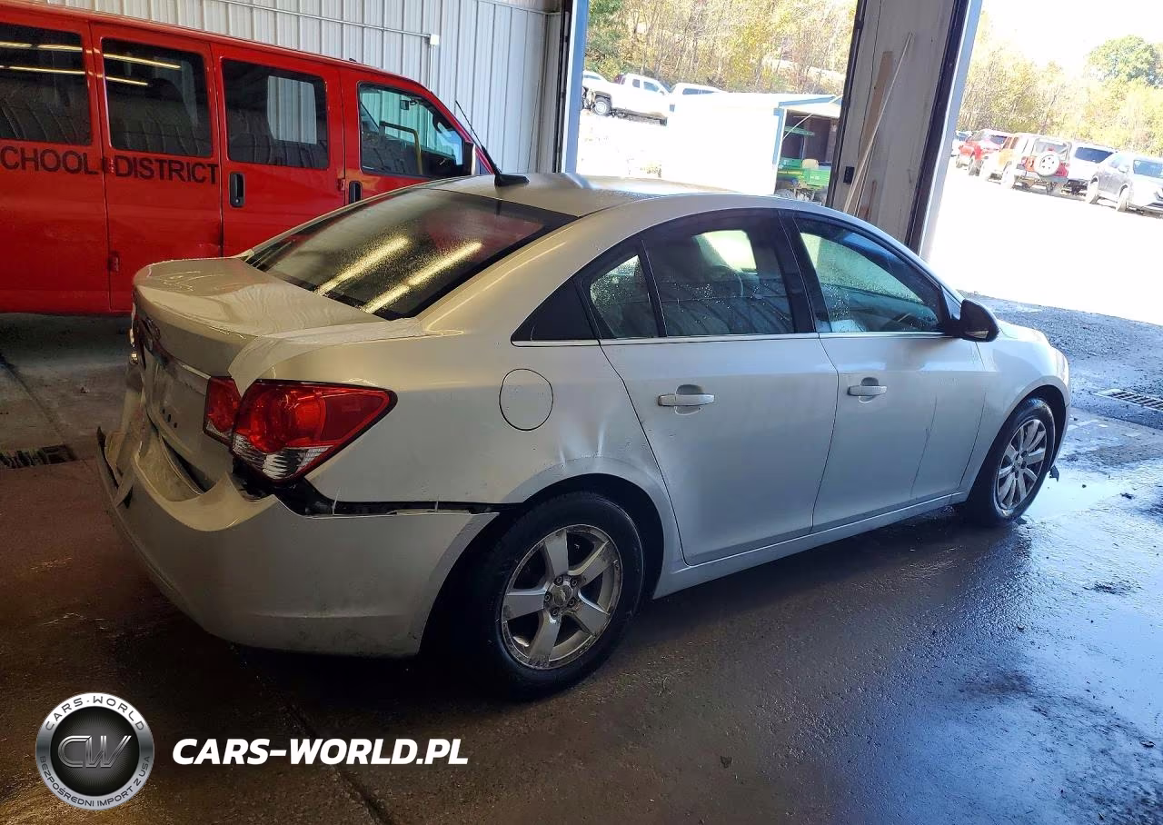 2011 Chevrolet Cruze Ls VIN:1G1PD5SH4B7295139 - 3