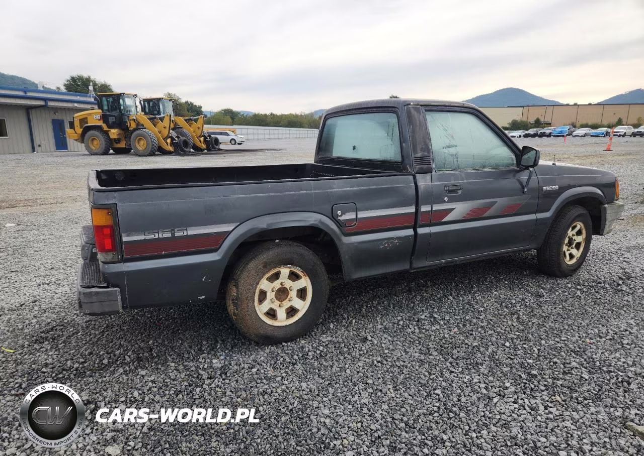 1989 Mazda B2200 Short Bed VIN:JM2UF1132K0735186 - 3