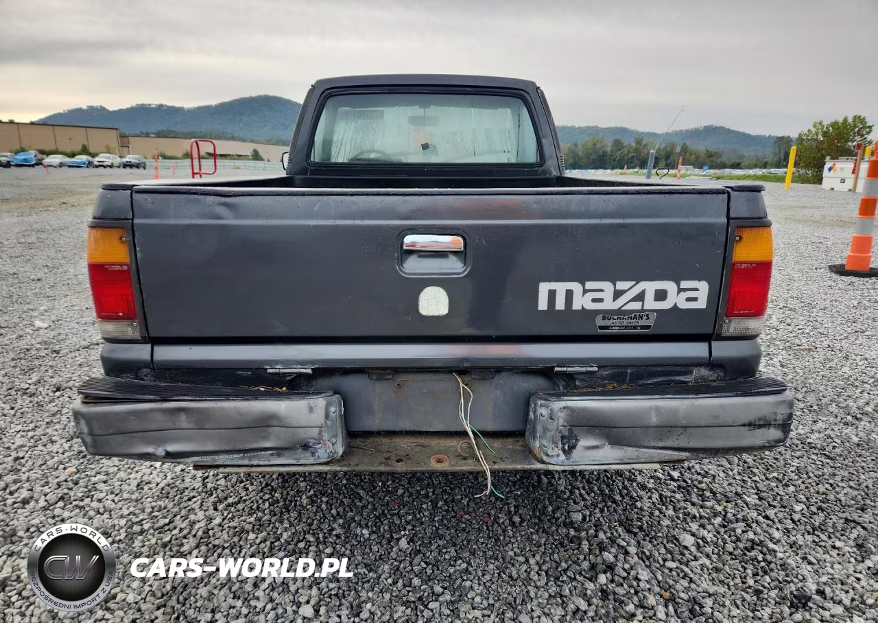 1989 Mazda B2200 Short Bed VIN:JM2UF1132K0735186 - 6