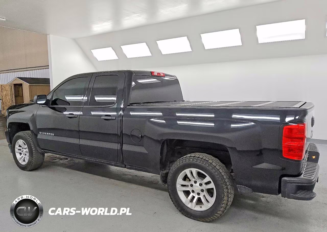 2018 Chevrolet Silverado C1500 VIN:1GCRCNEH5JZ357729 - 2
