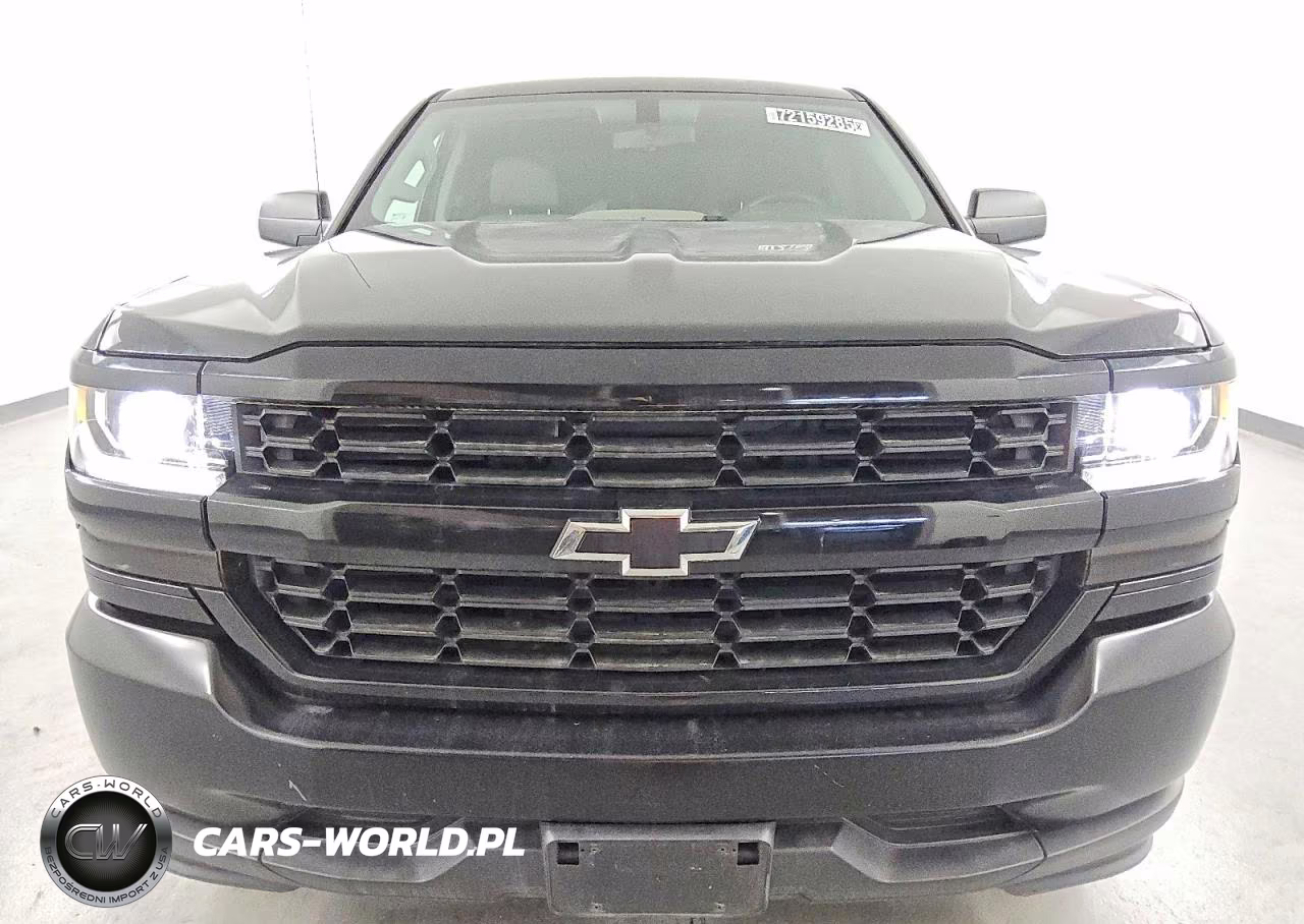 2018 Chevrolet Silverado C1500 VIN:1GCRCNEH5JZ357729 - 5