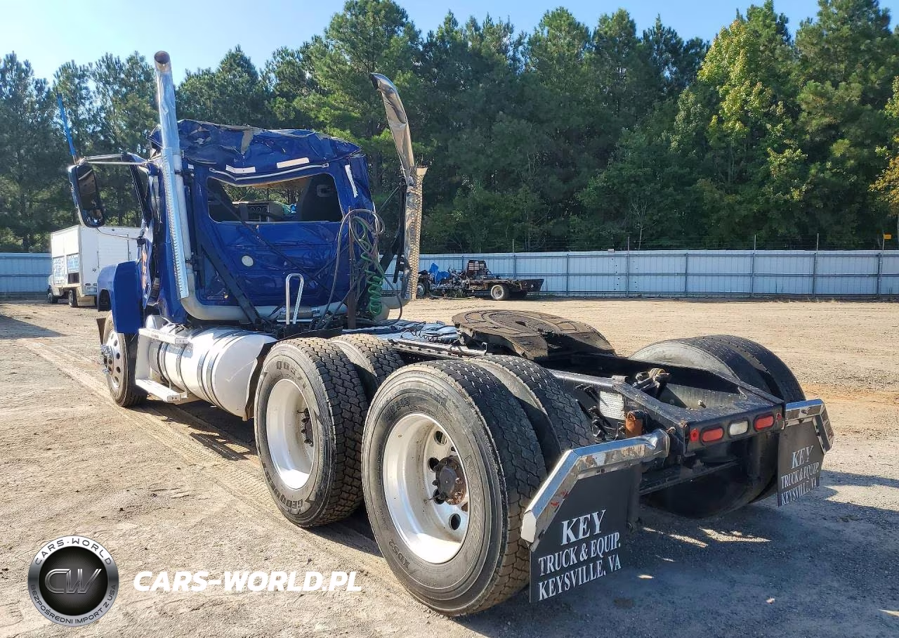 2023 Mack Pinnacle - Semi Truck VIN:1M1PN4GYXPM011917 - 2
