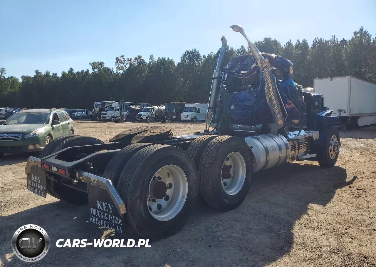 2023 Mack Pinnacle - Semi Truck VIN:1M1PN4GYXPM011917 - 3