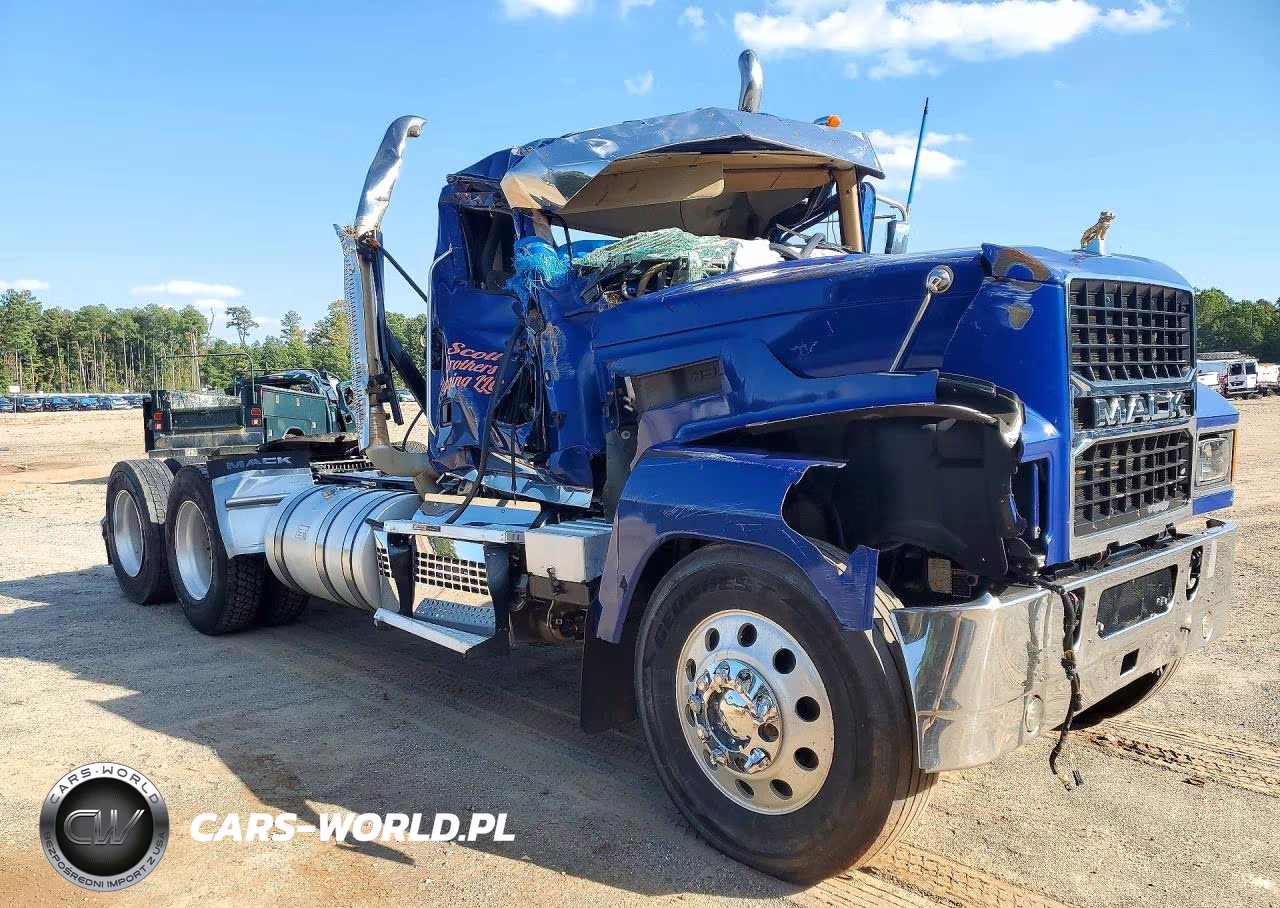 2023 Mack Pinnacle - Semi Truck VIN:1M1PN4GYXPM011917 - 4