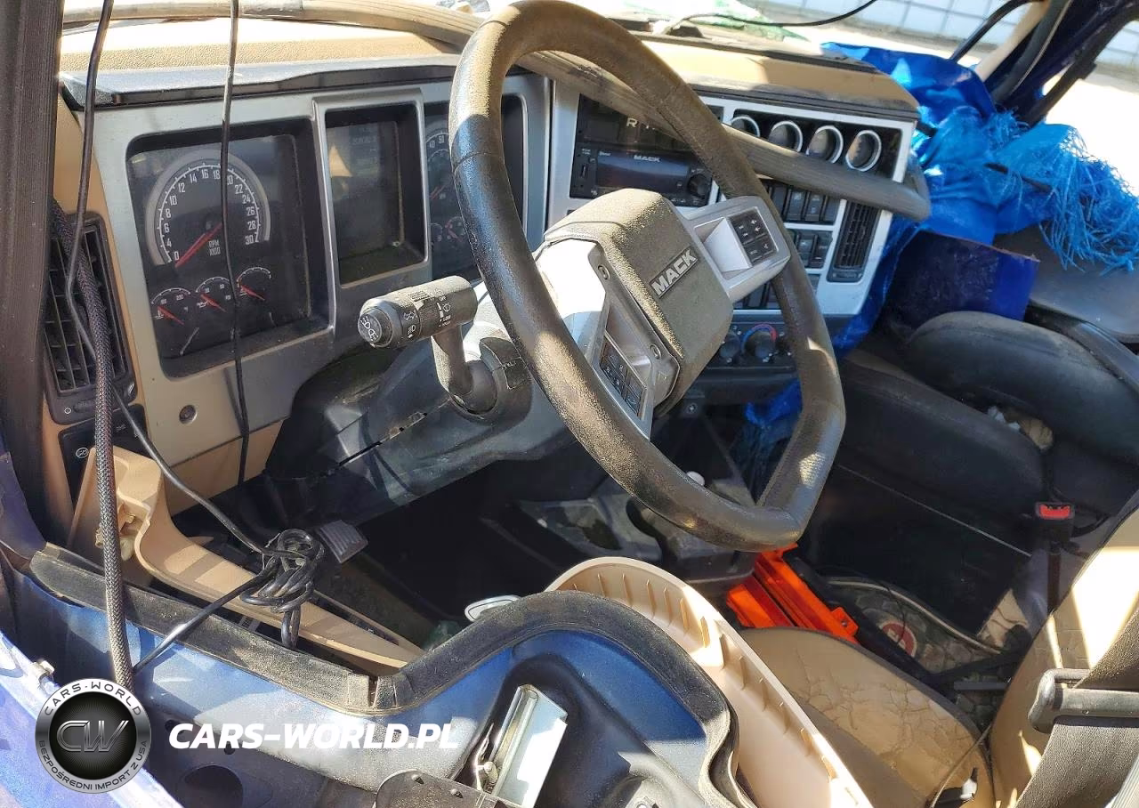 2023 Mack Pinnacle - Semi Truck VIN:1M1PN4GYXPM011917 - 8