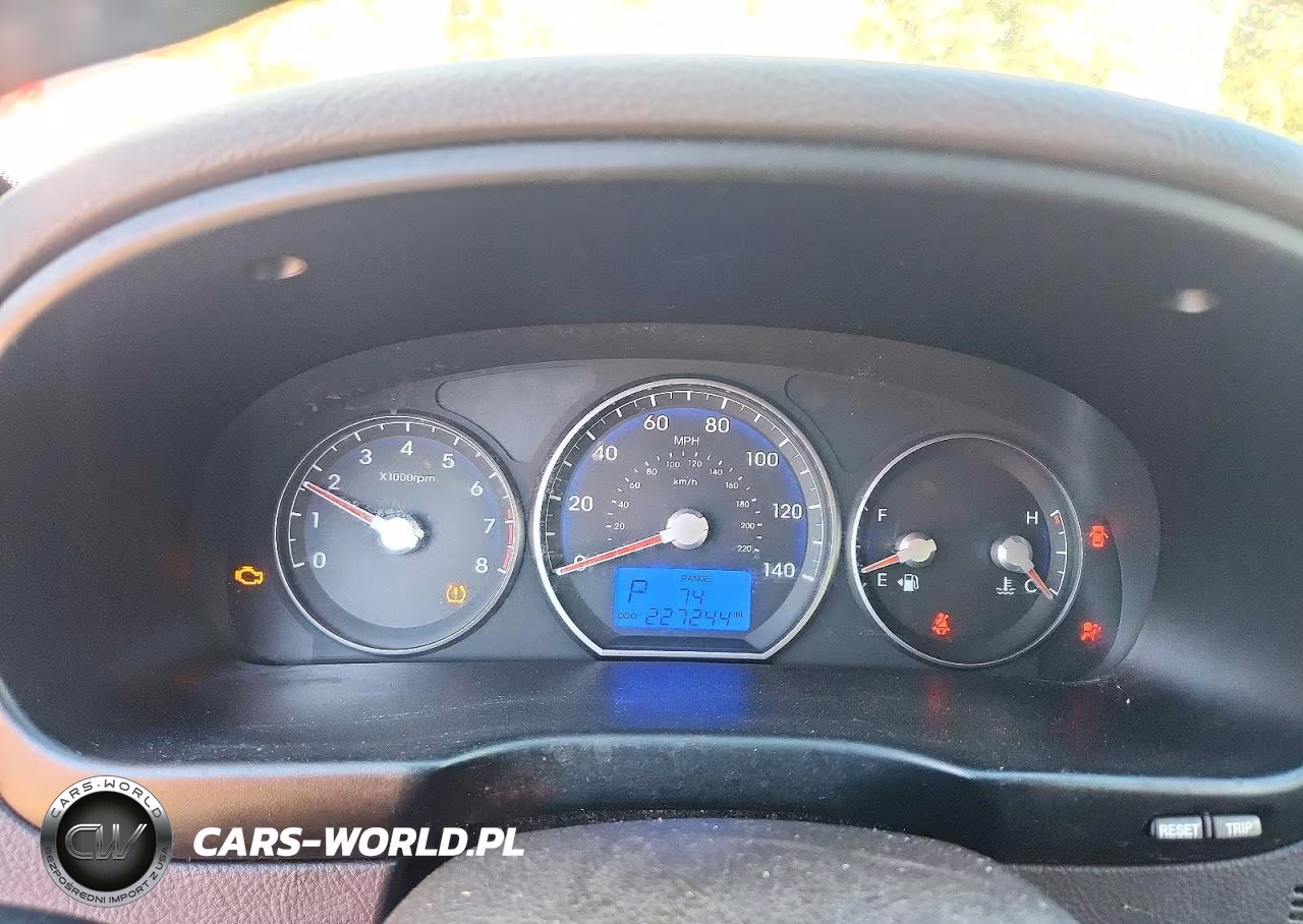 2012 Hyundai Santa Fe Limited VIN:5XYZKDAG9CG159750 - 9