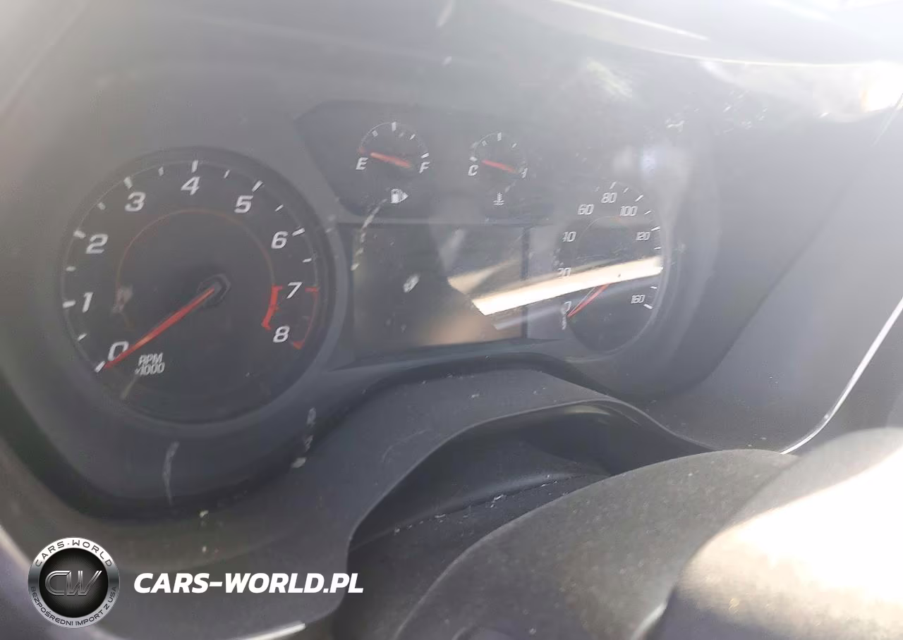 2018 Chevrolet Camaro Lt VIN:1G1FB1RX5J0174604 - 9