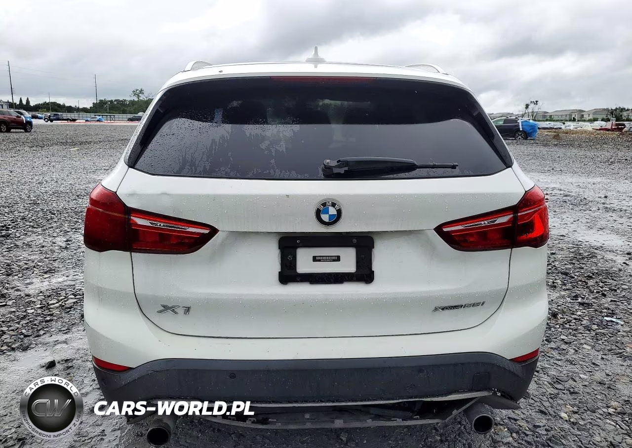 2018 BMW X1 xDrive28I VIN:WBXHT3C36J5L30802 - 6