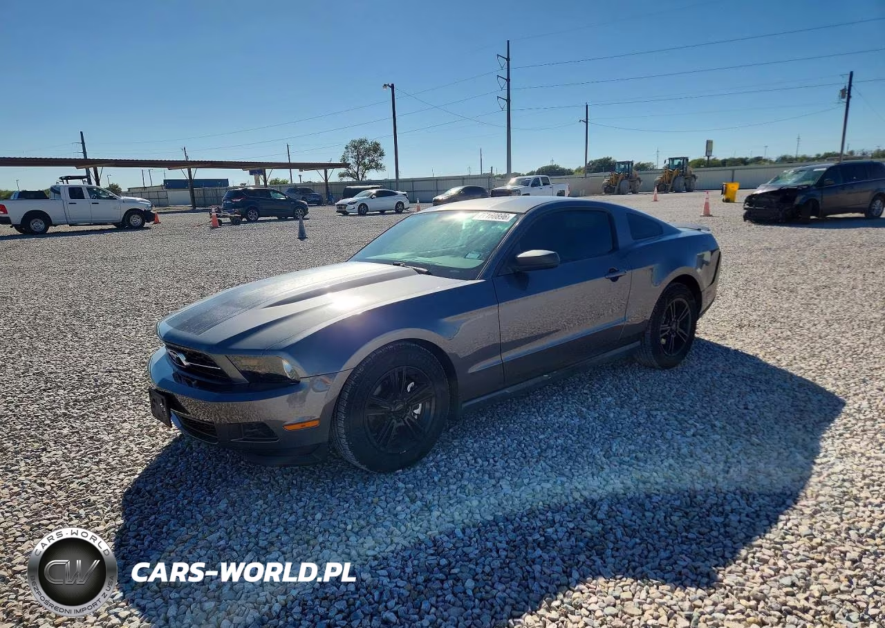 2011 Ford Mustang V6 Coupe