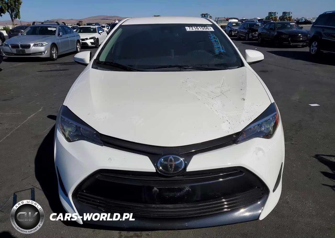 2017 Toyota Corolla Le VIN:5YFBURHEXHP609020 - 5