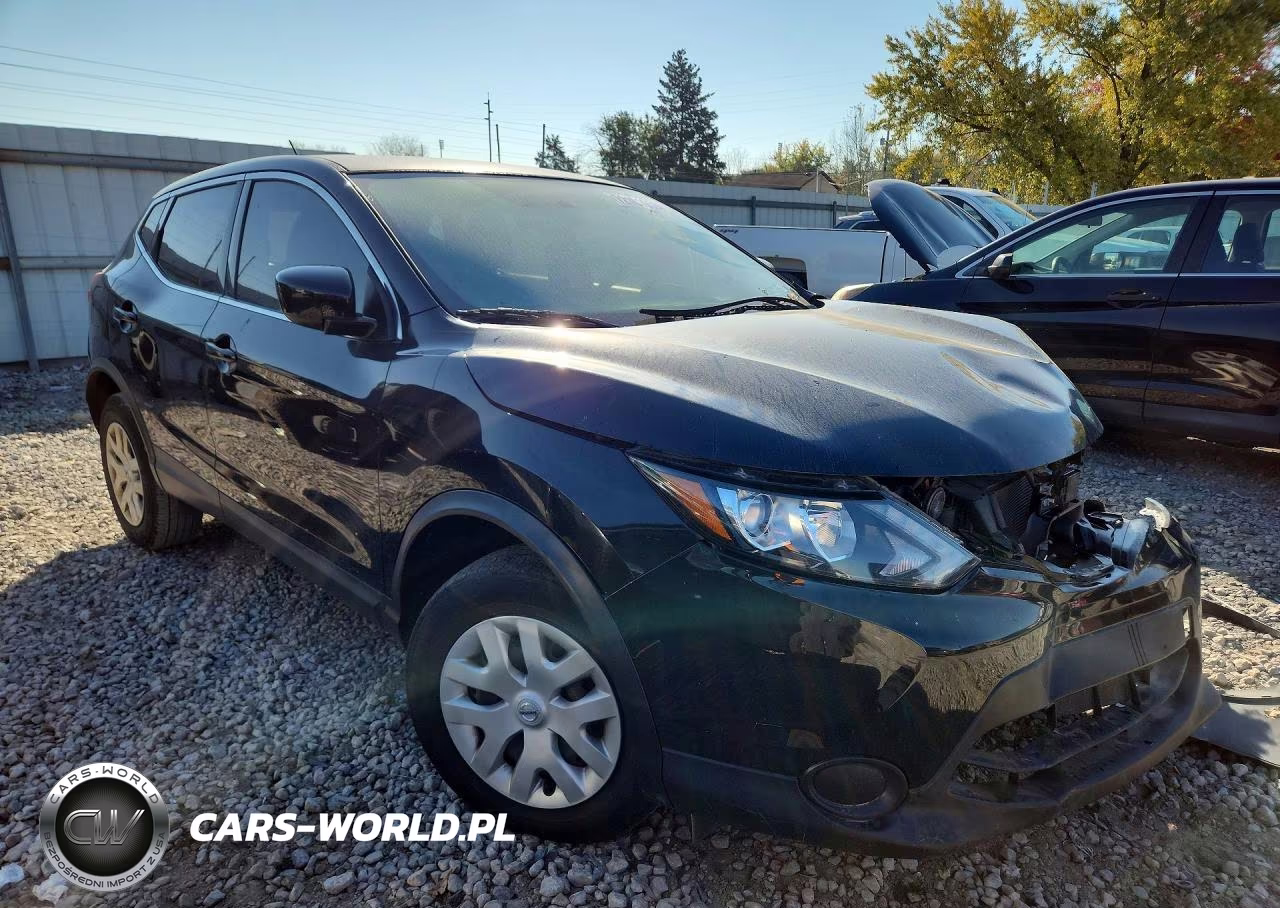 2019 Nissan Rogue Sport S VIN:JN1BJ1CR6KW312302 - 4