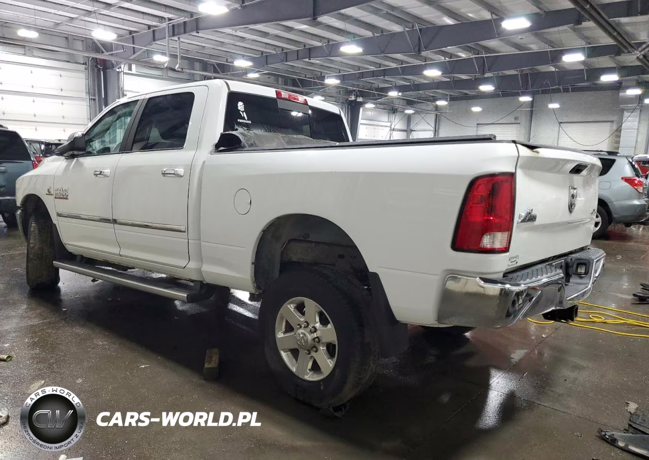 RAM 2500 SLT VIN:3C6UR5DL0EG196153 - 2