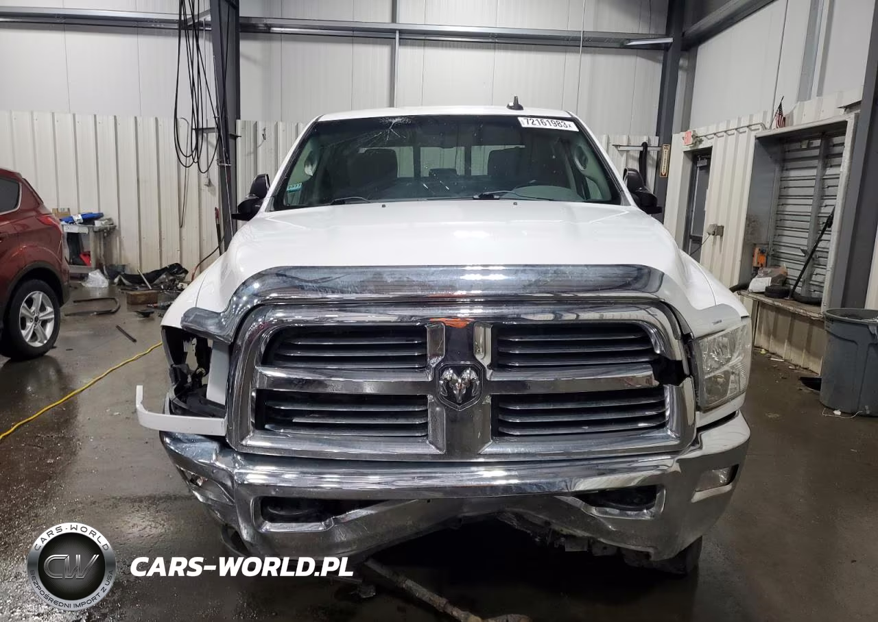 RAM 2500 SLT VIN:3C6UR5DL0EG196153 - 5