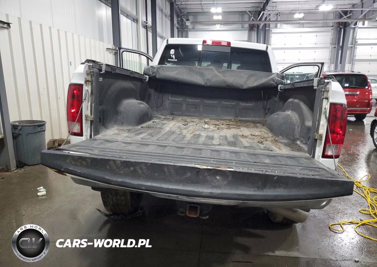 RAM 2500 SLT VIN:3C6UR5DL0EG196153 - 6