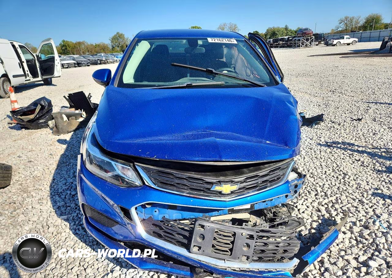 2018 Chevrolet Cruze Lt VIN:1G1BE5SM1J7159845 - 5