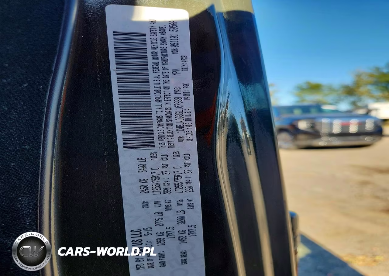 2016 Jeep Wrangler Unlimited Sport VIN:1C4BJWDG3GL107939 - 13