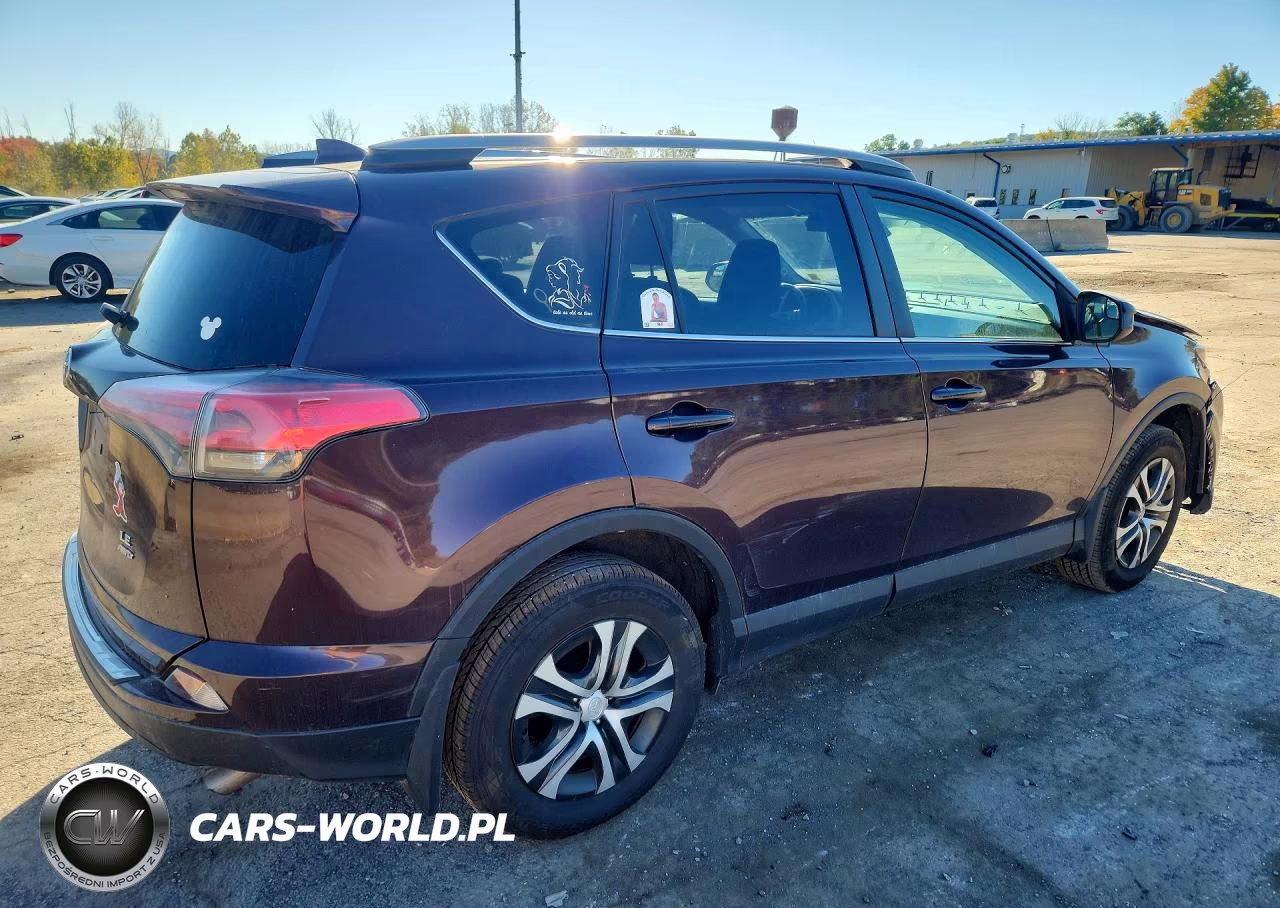 2018 Toyota Rav4 Le VIN:2T3BFREV1JW784881 - 3