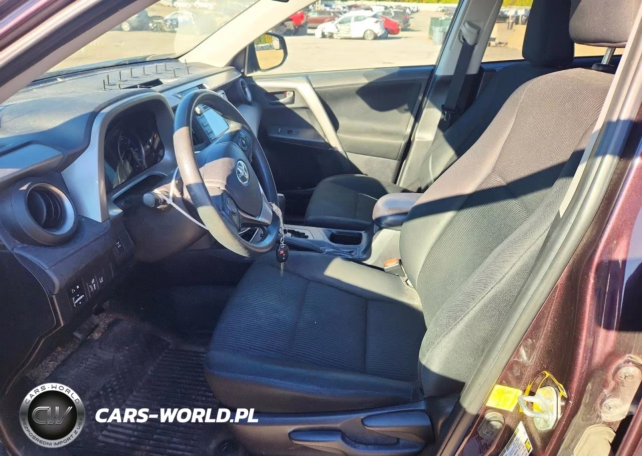 2018 Toyota Rav4 Le VIN:2T3BFREV1JW784881 - 7