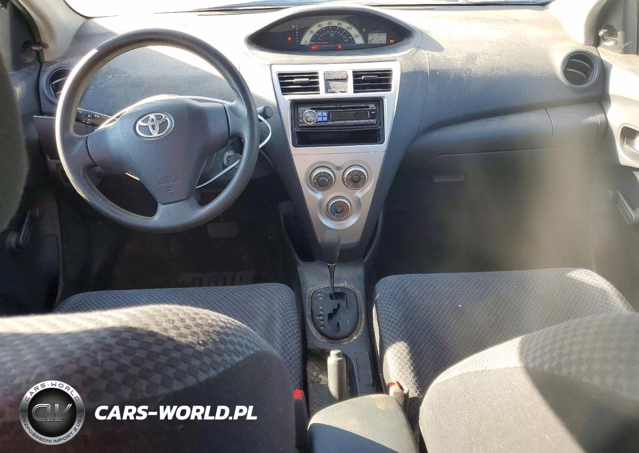 2007 Toyota Yaris Base VIN:JTDBT923571064406 - 8