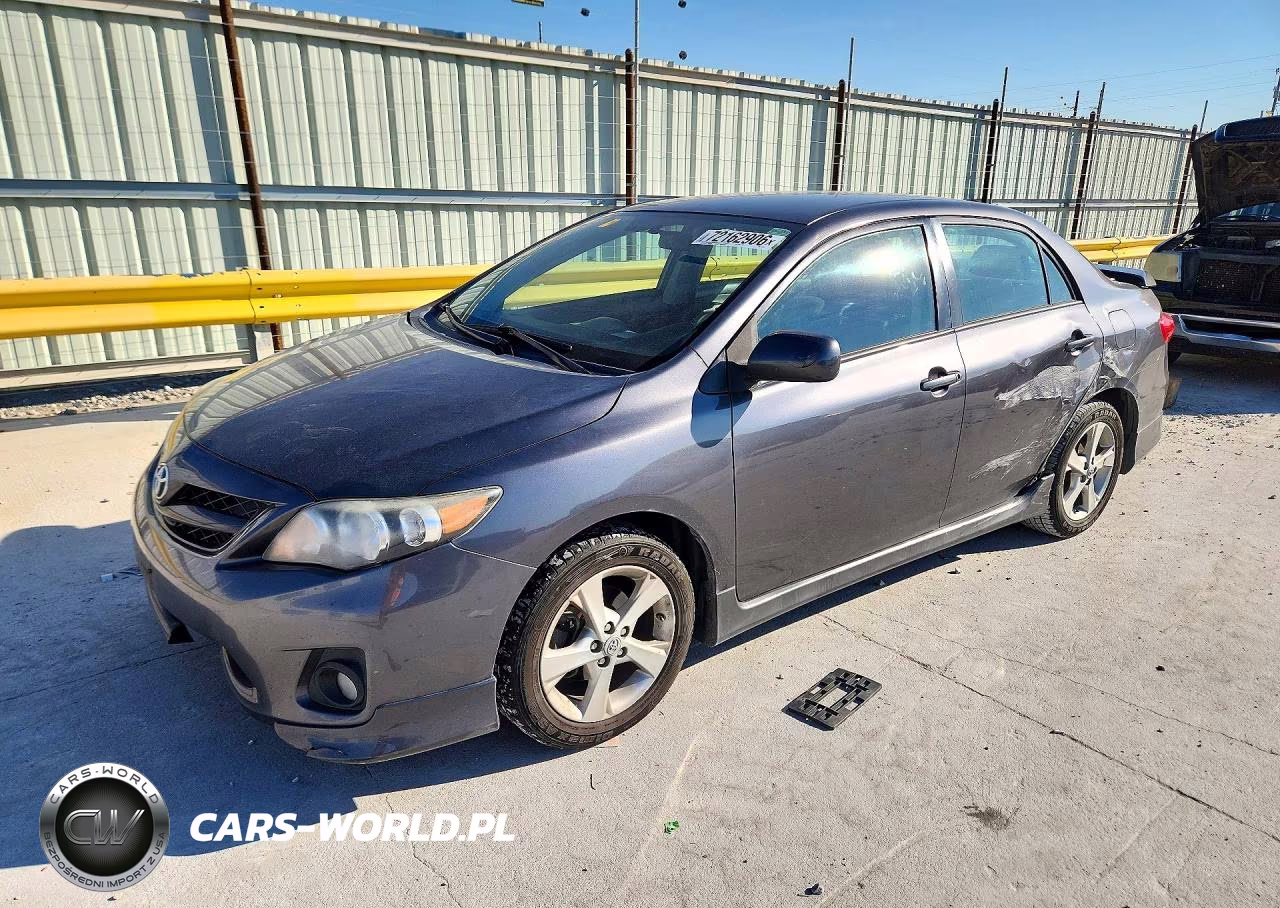 2013 Toyota Corolla S