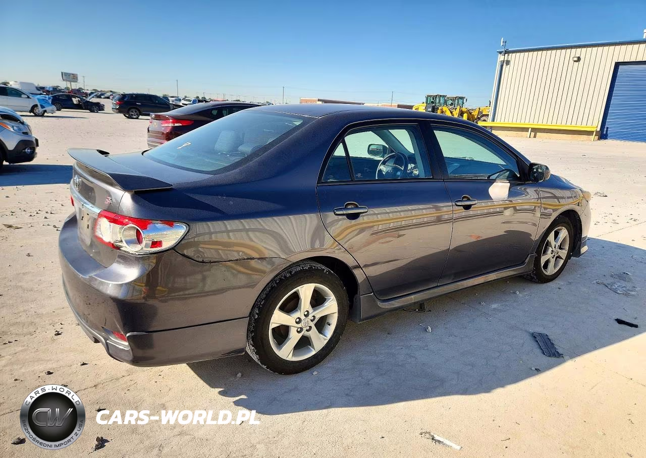 2013 Toyota Corolla S VIN:5YFBU4EE5DP191404 - 3