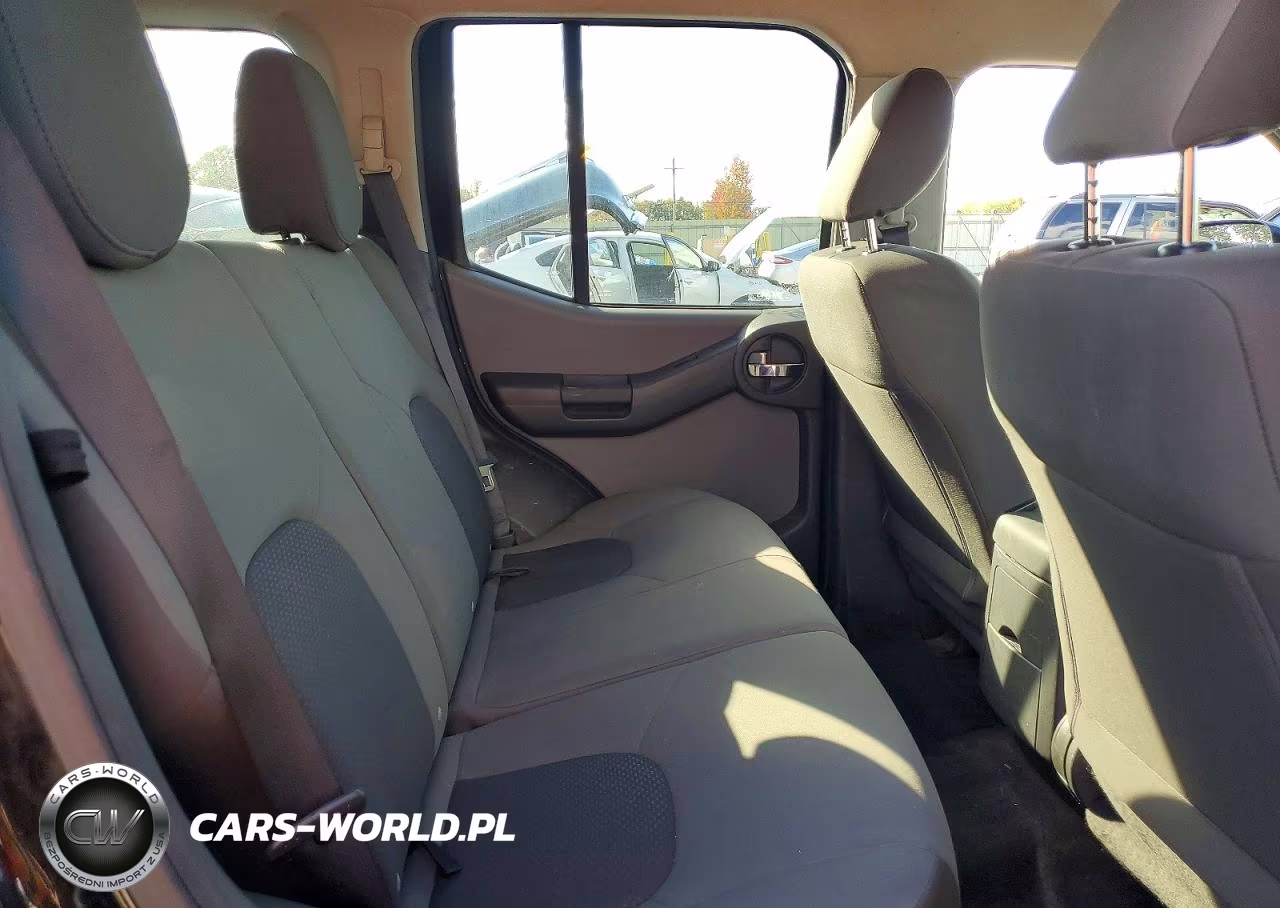 2015 Nissan Xterra S VIN:5N1AN0NW2FN654203 - 11