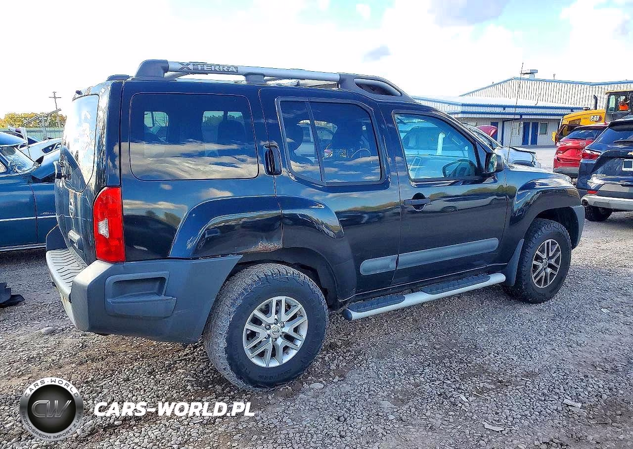 2015 Nissan Xterra S VIN:5N1AN0NW2FN654203 - 3