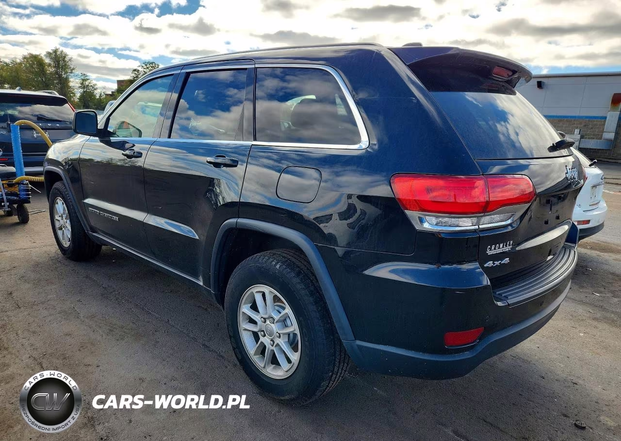 2018 Jeep Grand Cherokee Laredo VIN:1C4RJFAG9JC180498 - 2