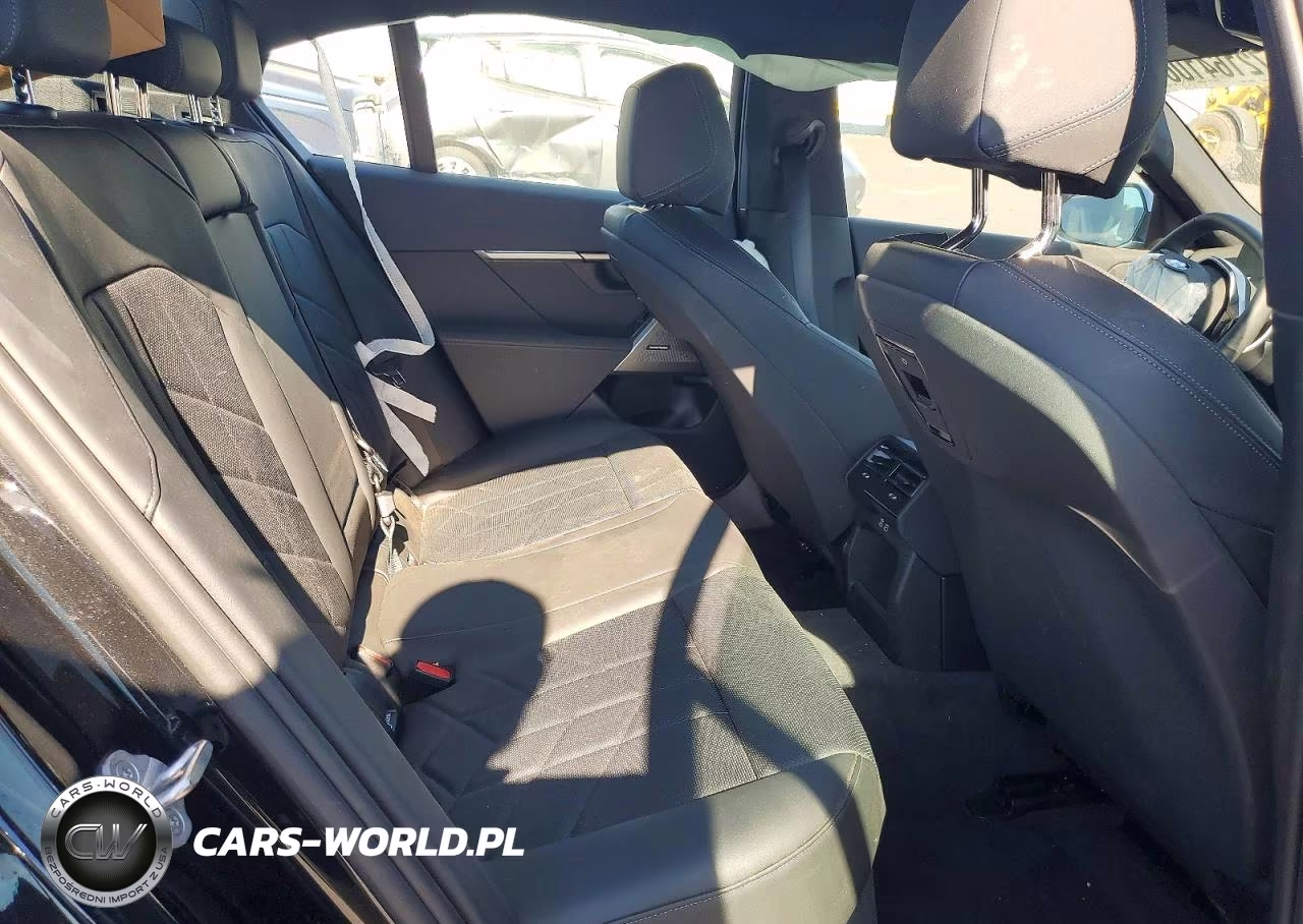 2027 BMW 530 Xi VIN:WBA53FJ0XVCY18093 - 10