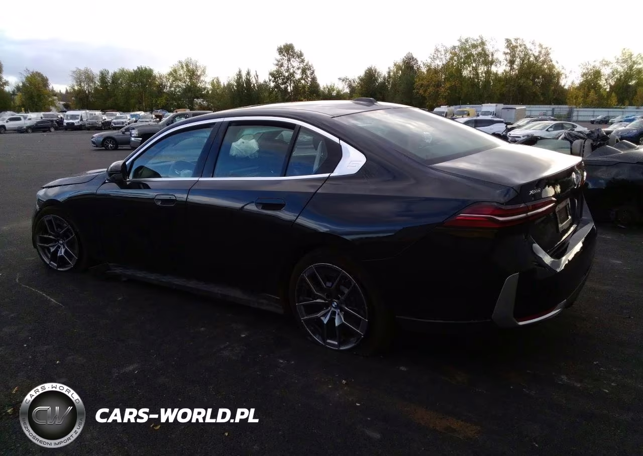2027 BMW 530 Xi VIN:WBA53FJ0XVCY18093 - 2