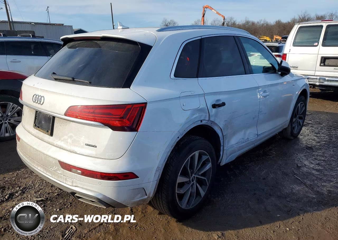 2024 Audi Q5 Premium Plus 45 VIN:WA1EAAFY8R2081167 - 3