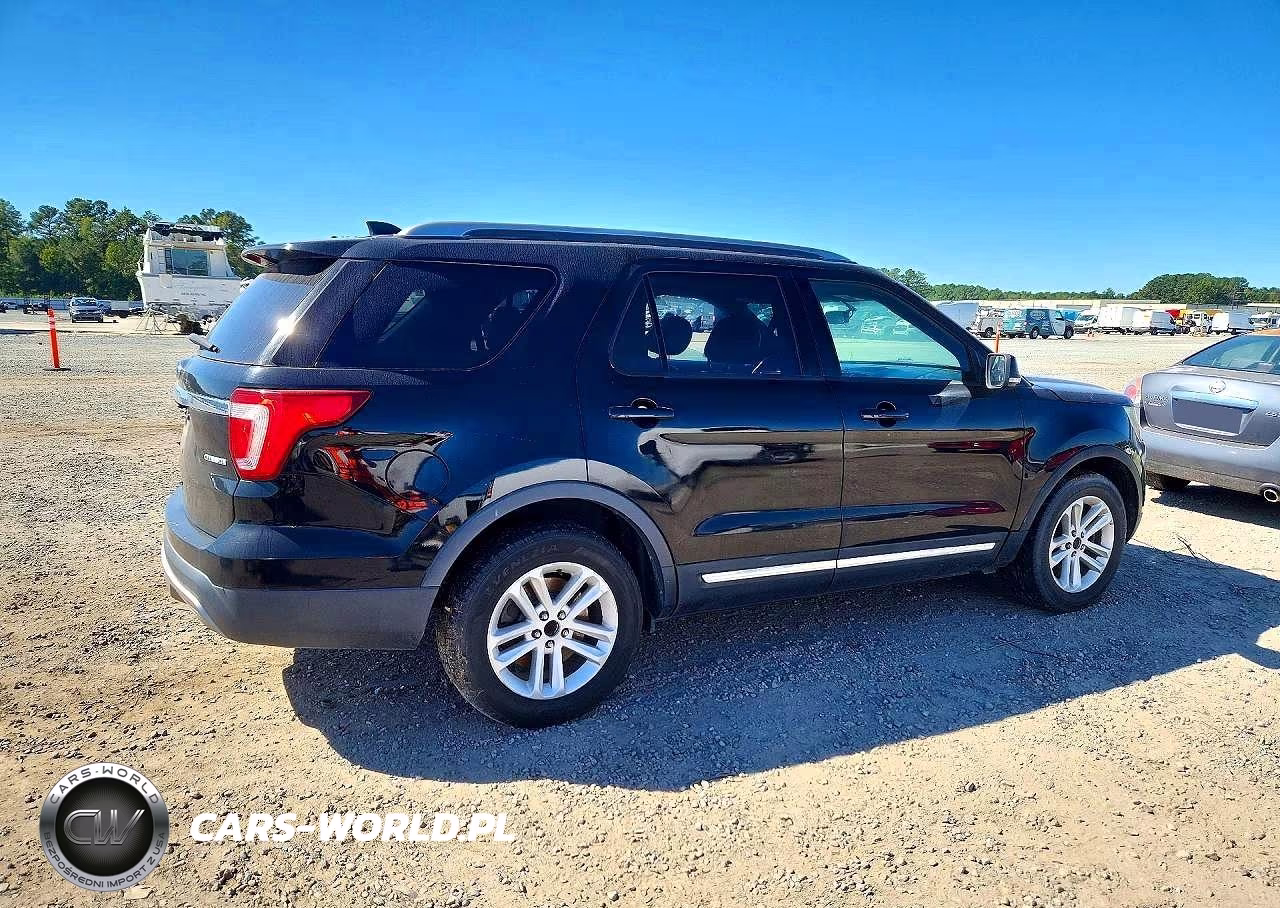 2016 Ford Explorer Xlt VIN:1FM5K7D82GGB01580 - 3