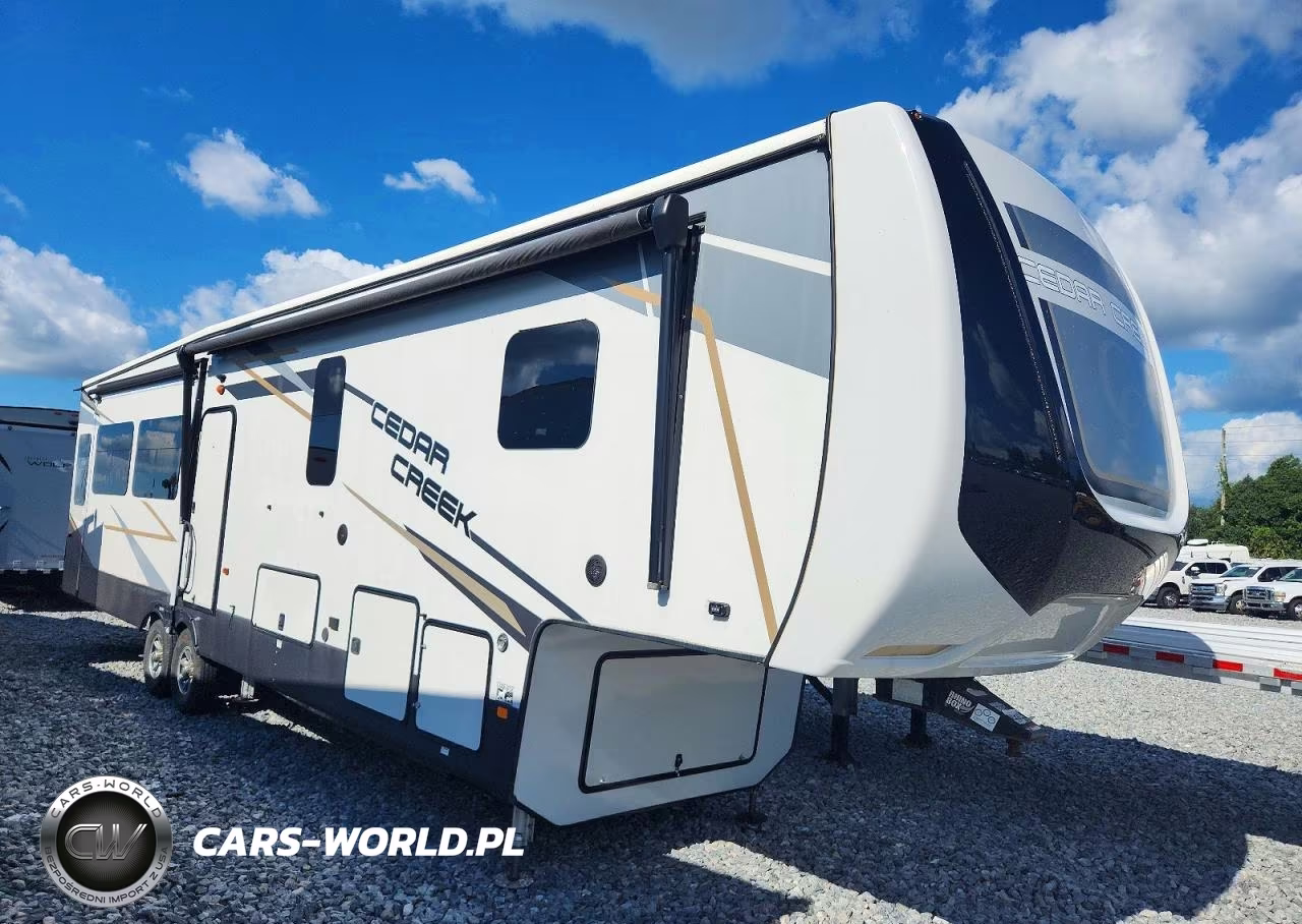 2021 Forest River Cedar Creek Camper – zdjęcie 1 z 10
