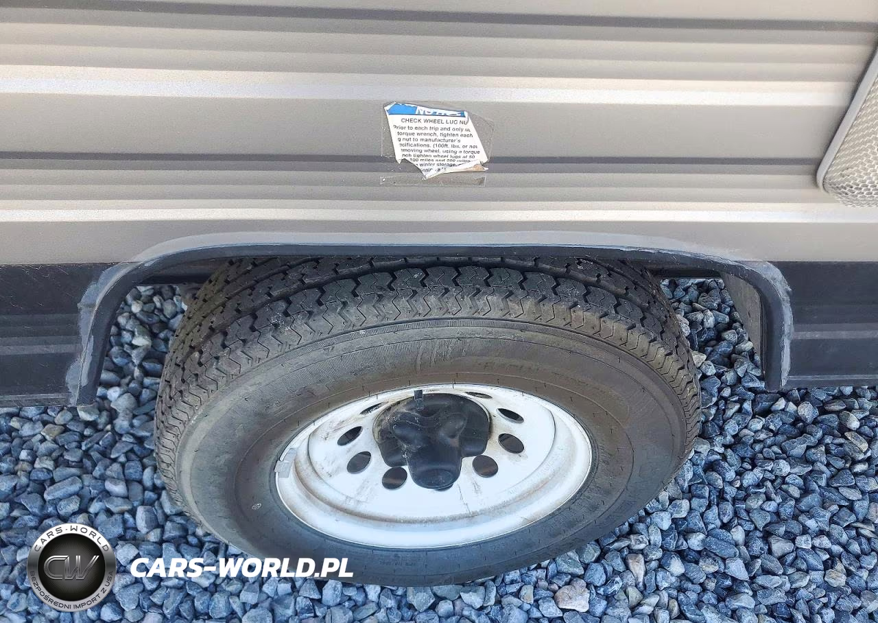 2018 Forest River Salem Camper VIN:4X4TSMT11JT112299 - 11