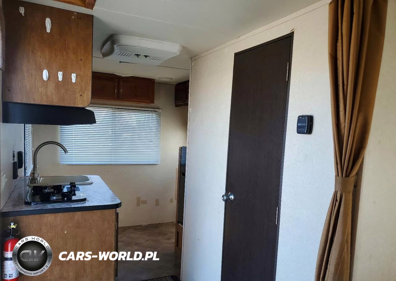 2018 Forest River Salem Camper VIN:4X4TSMT11JT112299 - 6