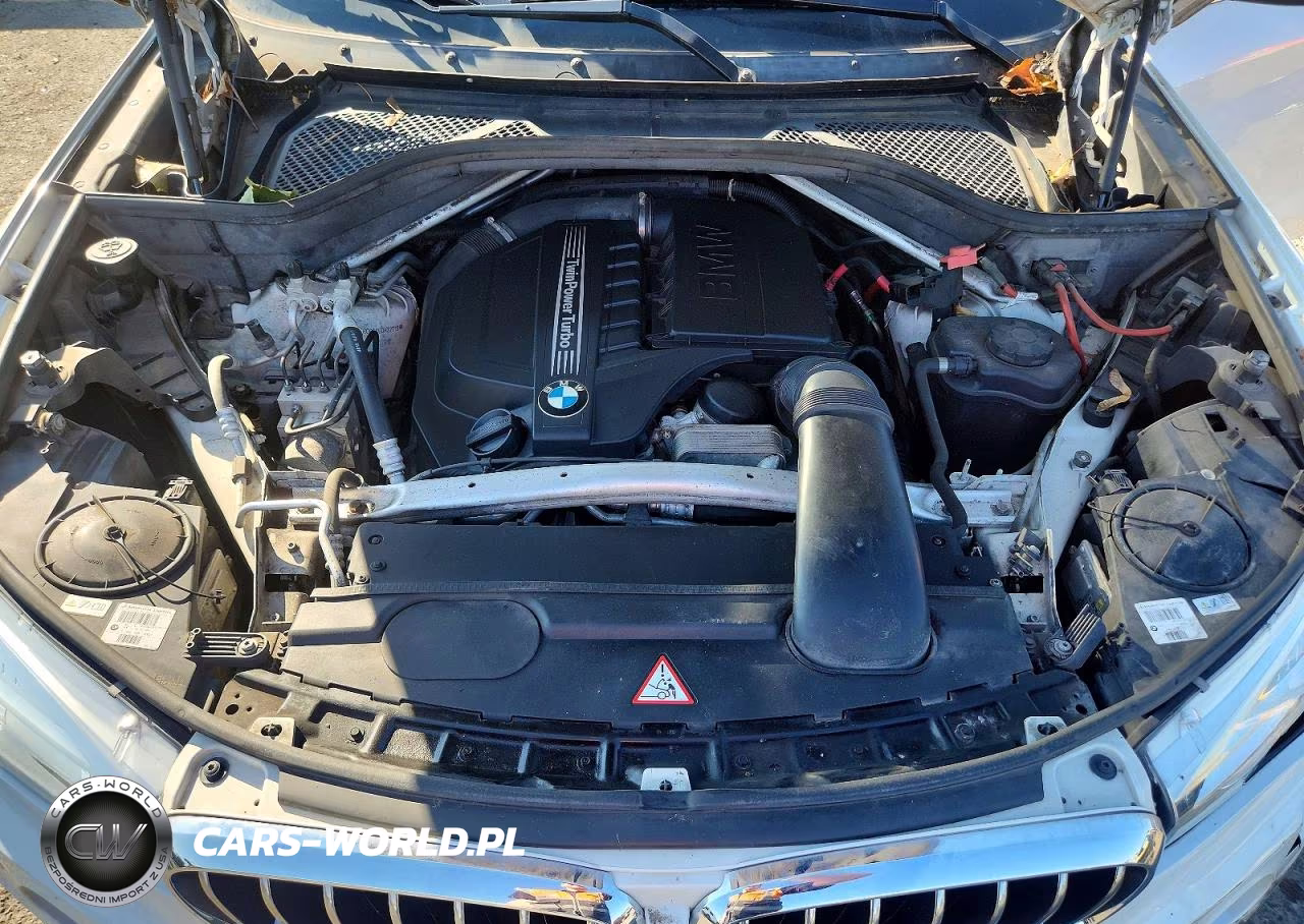 2014 BMW X5 xDrive35I VIN:5UXKR0C5XE0H22719 - 12