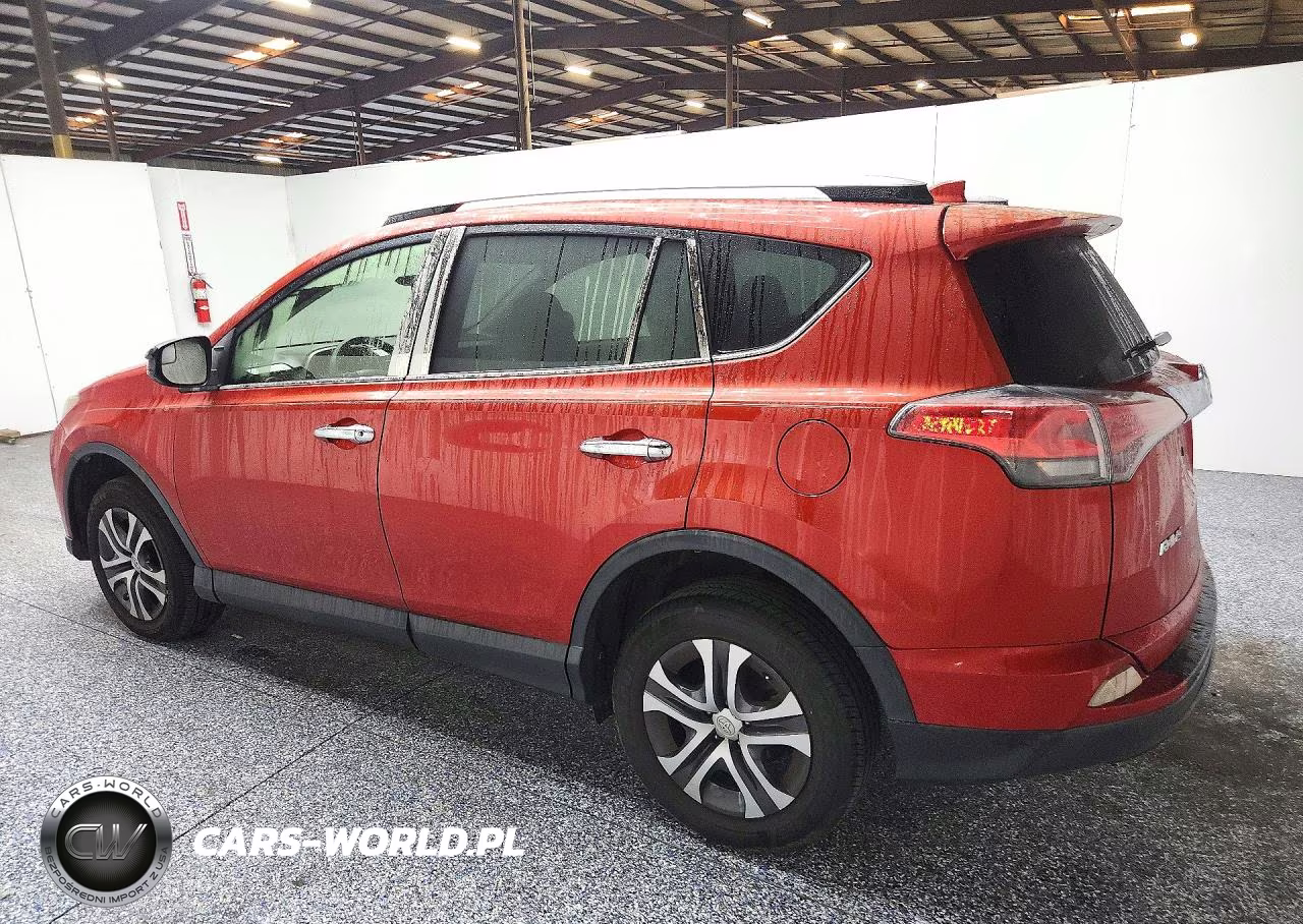 2017 Toyota Rav4 Le VIN:JTMZFREV5HJ140677 - 2