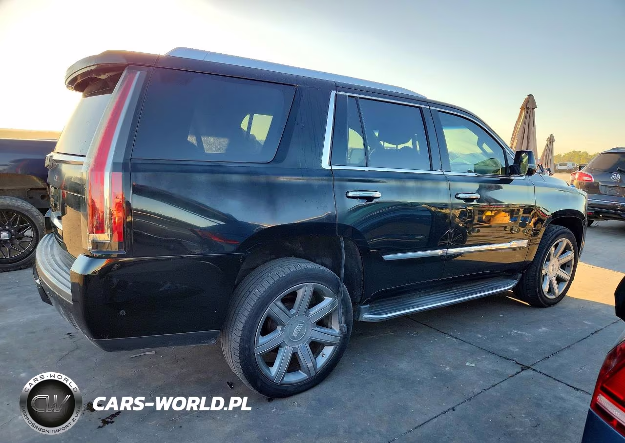 2017 Cadillac Escalade Premium Luxury VIN:1GYS4CKJ3HR234770 - 3