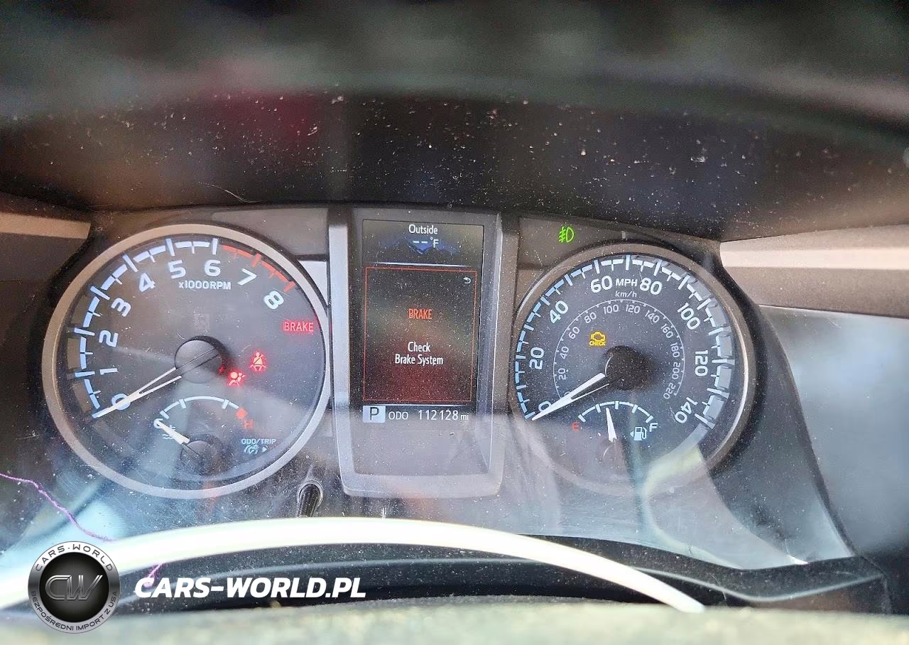 2016 Toyota Tacoma Trd Sport VIN:5TFCZ5AN1GX019300 - 9