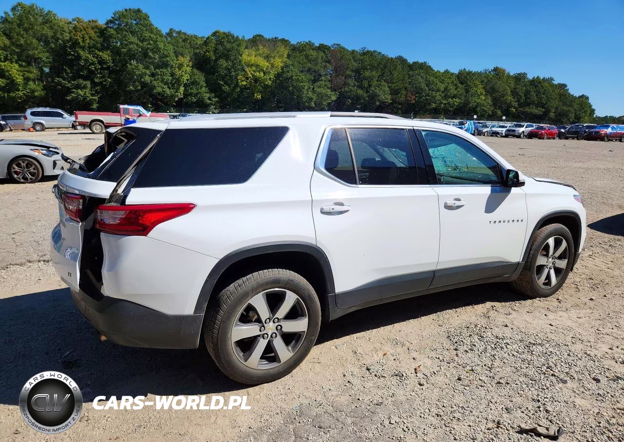 2018 Chevrolet Traverse Lt VIN:1GNERHKW6JJ172418 - 3