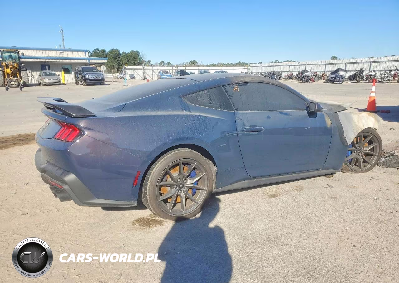 2024 Ford Mustang Dark Horse VIN:1FA6P8R09R5505385 - 3