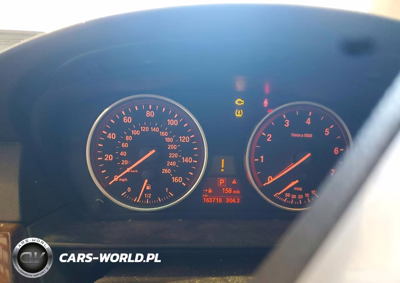 2008 BMW 535 Xi VIN:WBAPT73528CX00048 - 9