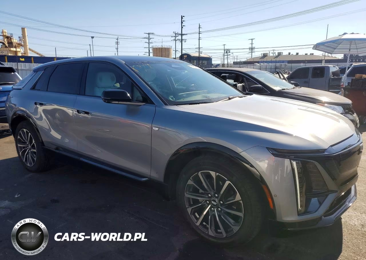 2025 Cadillac Lyriq Sport VIN:1GYKPWRL0SZ302577 - 4