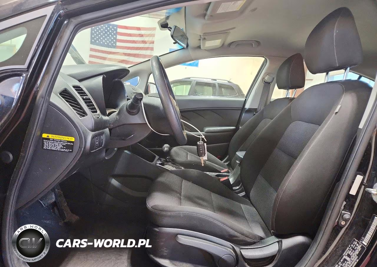 2018 Kia Forte Lx VIN:3KPFK4A78JE283554 - 7